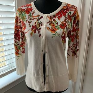 EUC New York & Co Button-down Floral Cardigan (White)